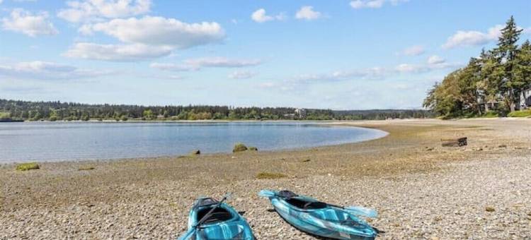 Romantic 1930s Beach Cottage图片