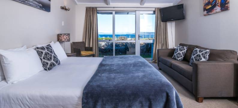 双峰湖滨酒店(Twin Peaks Lakeside Inn)图片