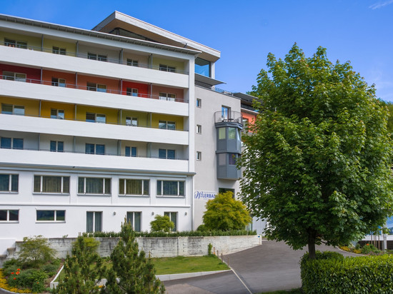 威尔巴德湖滨酒店