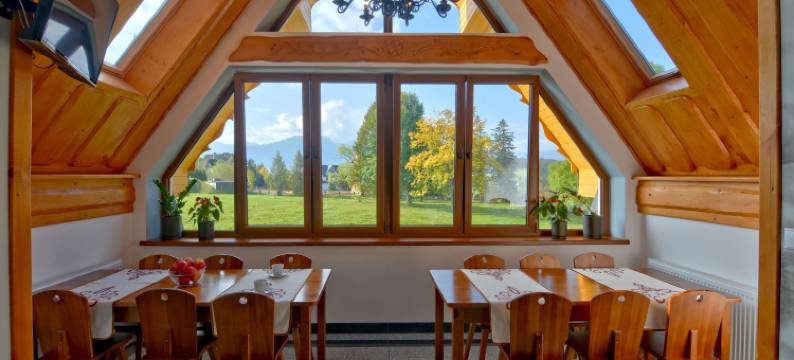 多姆顶端假日酒店(Dom Wczasowy Na Szczycie)图片