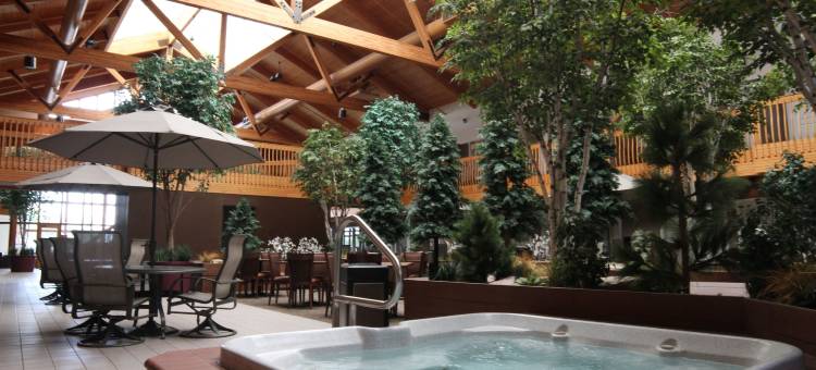 法戈卡蒙套房酒店(C'Mon Inn & Suites Fargo)图片