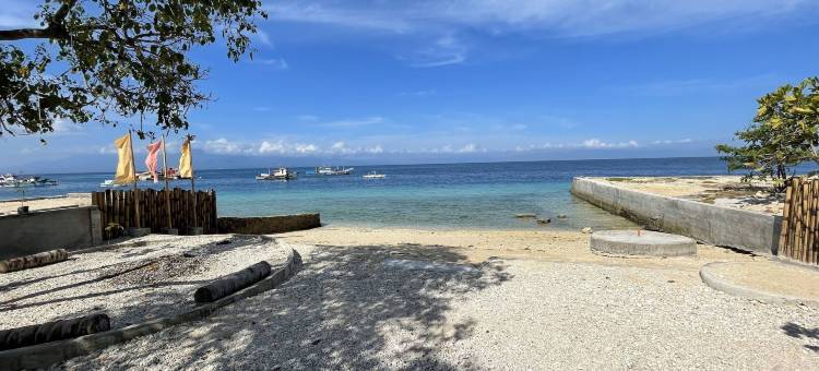 Hiverooms的Fins平静珊瑚湾(Fins Pacific Coral Bay by Hiverooms)图片