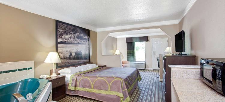 诺克斯维尔东温德姆速8酒店(Super 8 by Wyndham Knoxville East)图片