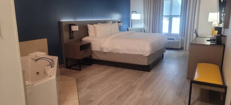 舒适套房酒店(Comfort Inn & Suites)图片