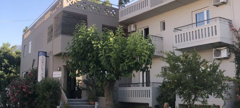 拉比林斯酒店(Labyrinth Hotel)图片