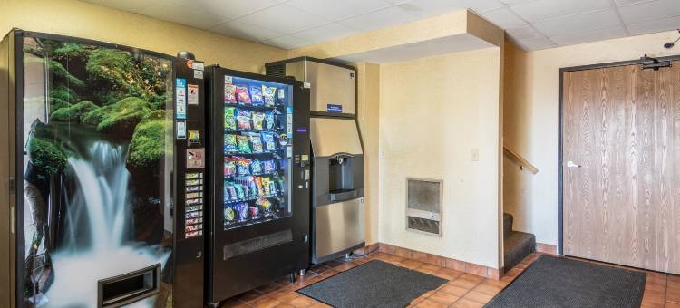 威斯康星州欧克莱尔汽车旅馆(Motel 6 Eau Claire, WI)图片