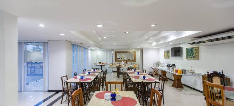 尤纳波利斯广场酒店(Eunapolis Plaza Hotel)图片