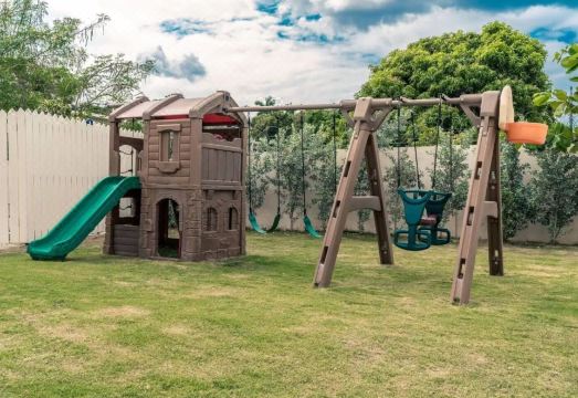 Nianna Coral Bay Luxurious Townhouse- 3 Hotel Overview