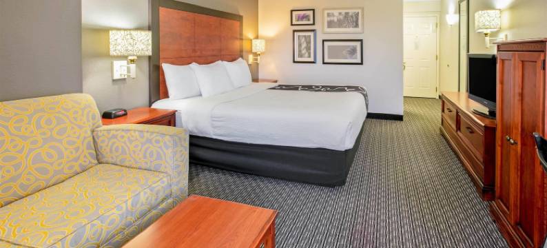 欧文DFW机场南拉昆塔温德姆套房酒店(La Quinta Inn & Suites by Wyndham DFW Airport South / Irving)图片