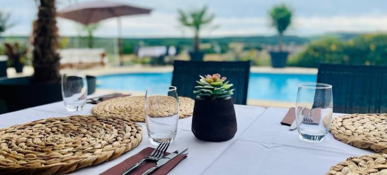 艺术与年份酒店餐厅(Arts et Millésimes)图片