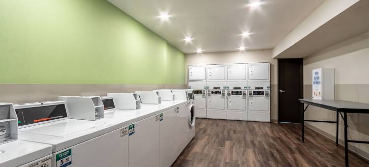 Woodspring Suites 托尔森- 凤凰城西部(WoodSpring Suites Tolleson - Phoenix West)图片