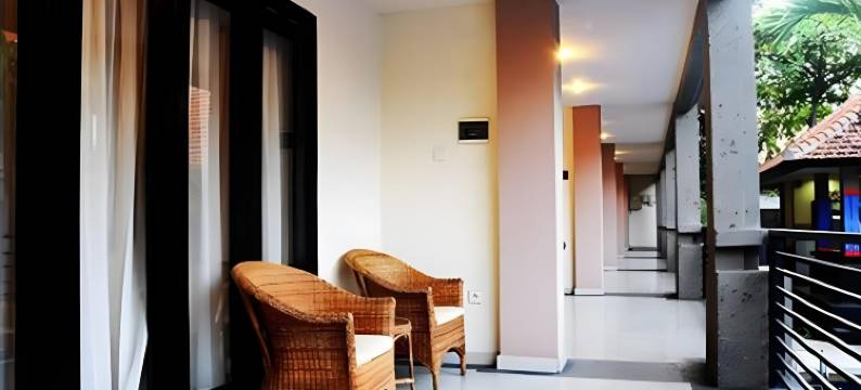 塔曼提塔阿玉泳池及大厦(Taman Tirta Ayu)图片