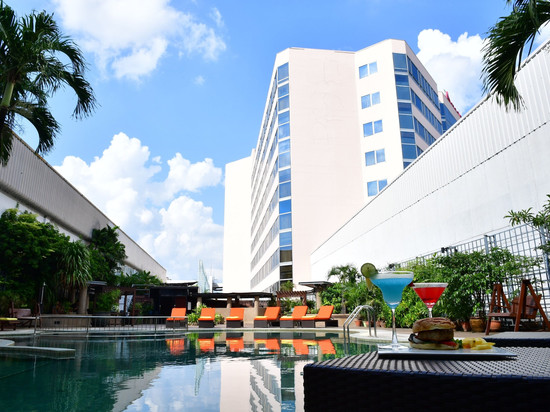 盛泰乐乌隆酒店