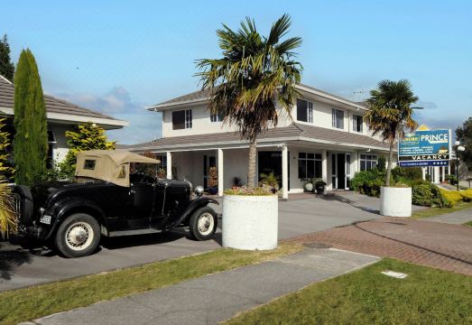 ASURE Prince Motor Lodge Hotel Overview