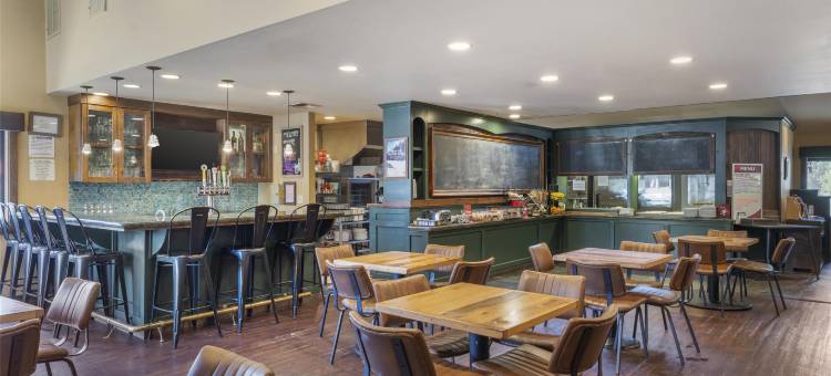 特拉基塔霍贝斯特韦斯特优质酒店(Best Western Plus Truckee-Tahoe Hotel)图片