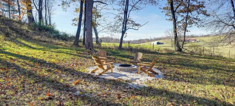 宁静的洛根度假屋，带热水浴缸和观星穹顶(Serene Logan Retreat w/ Hot Tub & Stargazing Dome)图片
