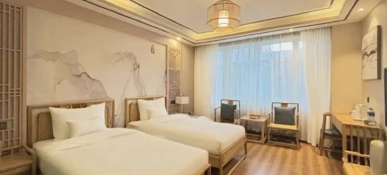 财通酒店(乌鲁木齐红山公园时代广场店)图片