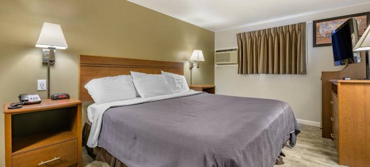 贝尔丰特I-99伊克诺旅馆(Econo Lodge Bellefonte I-99)图片