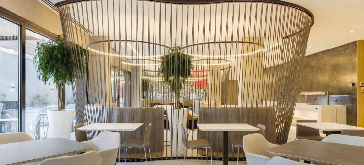 毕尔巴鄂尔圣马梅斯伊鲁宁酒店(Hotel Ilunion San Mamés)图片