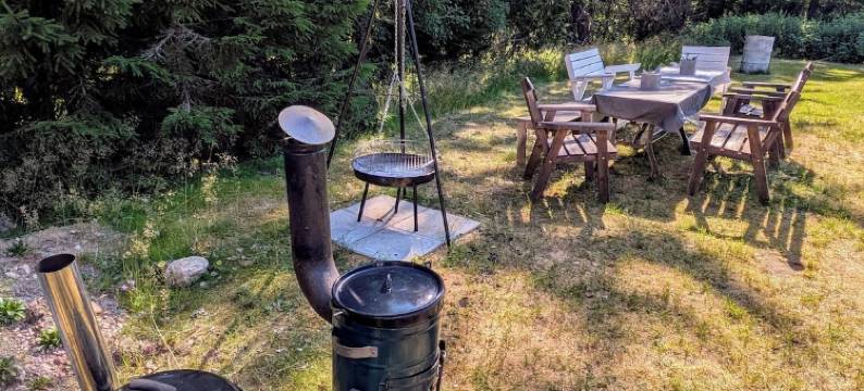 位于历史建筑中的明亮宽敞居所(Bright and Spacious Living in Historic Building)图片