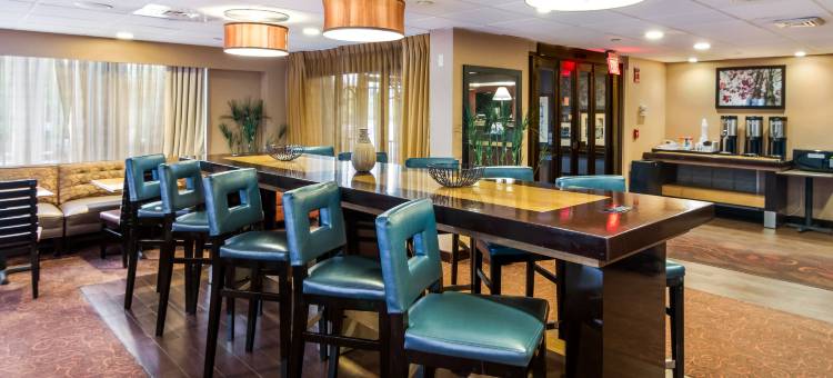 梅丽登红顶酒店(Red Roof Inn Meriden)图片