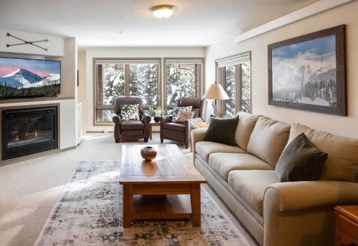Steps to Ski Lifts - Condo w/ Walk-Out Patio! Hotel Overview