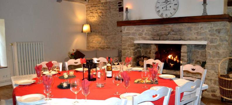 凡迪尼斯区套房 Spa 酒店(Domaine de Vandenesse Et Spa)图片