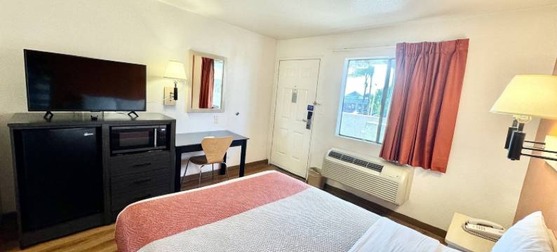 Studio 6套房 – 加州贝尔弗劳尔 - 洛杉矶(Studio 6 Bellflower, CA - Los Angeles)图片