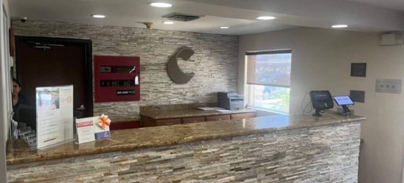 凤凰城北/鹿谷舒适套房酒店(Comfort Inn & Suites Phoenix North - Deer Valley)图片