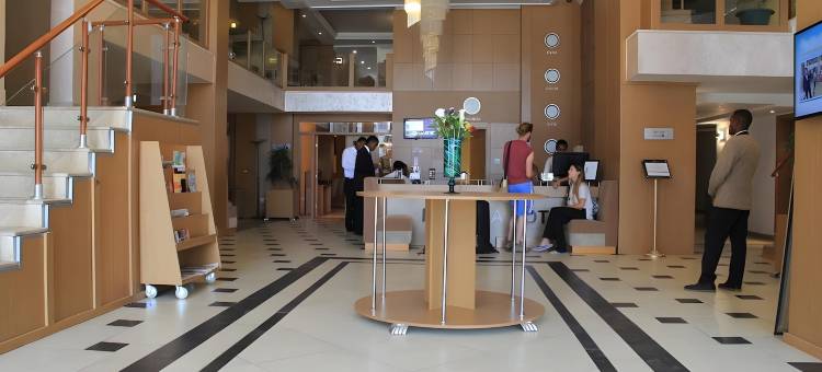 莫莫纳酒店(Momona Hotel)图片