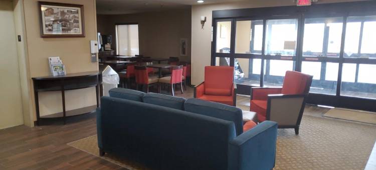 靠近I-70/I-77的剑桥客栈，由Capital O提供(Cambridge Inn by Capital O Near I-70 / I-77)图片