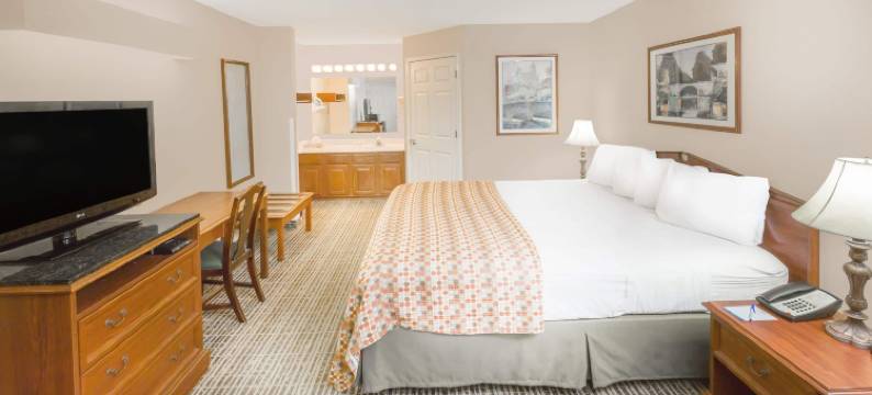 格林纳达呗盟套房酒店(Baymont by Wyndham Grenada)图片