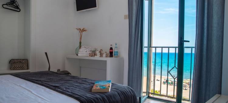 巴龙海滩酒店(Baron Beach Hotel)图片