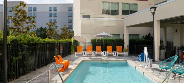 奥兰多布埃纳维斯塔湖雅乐轩酒店(Aloft Orlando Lake Buena Vista)图片