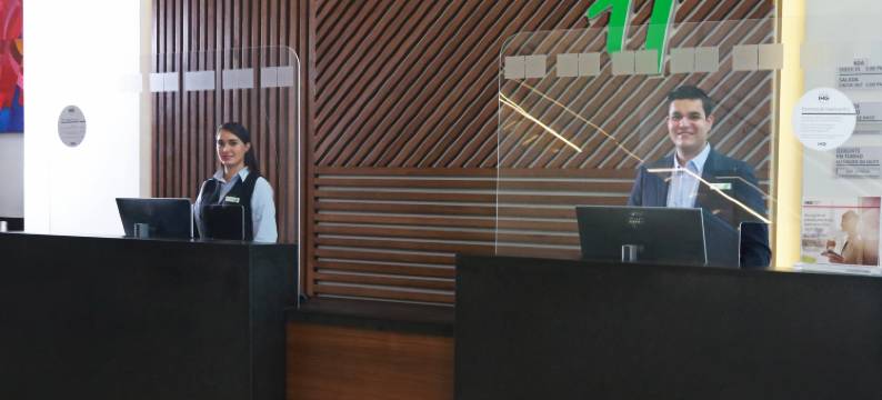 洲际酒店集团假日酒店及套房波多黎各瓦拉塔码头及高尔夫球场(Holiday Inn & Suites PUERTO VALLARTA MARINA & GOLF by IHG)图片