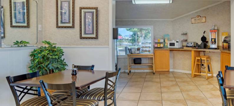 弗雷德里克斯堡凯艺酒店-近历史区中心(Quality Inn Fredericksburg Near Historic Downtown)图片