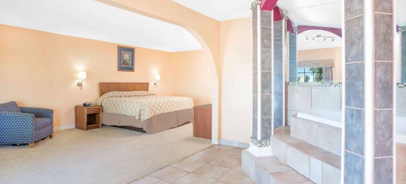 圣安吉洛速8酒店(Super 8 by Wyndham San Angelo)图片