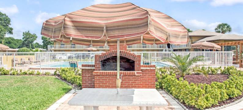 Blue Spring Inn Orange City图片