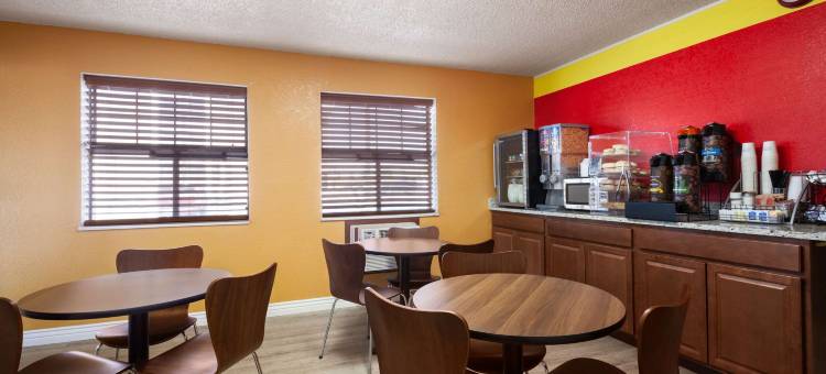 科罗拉多斯普林斯-阿法地区速8酒店(Super 8 by Wyndham Colorado Springs/Afa Area)图片