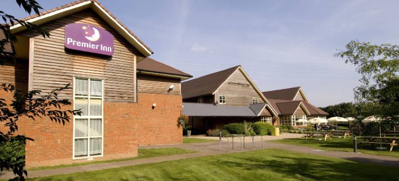 蒂克斯伯里普瑞米尔酒店(Premier Inn Tewkesbury)图片