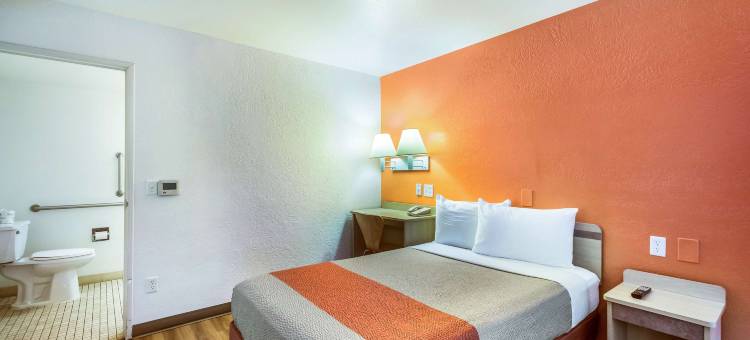 凤凰太阳城6号汽车旅馆 - 扬镇(Motel 6 Youngtown, AZ - Phoenix - Sun City)图片