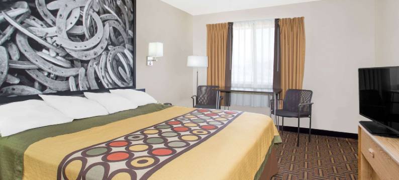 布鲁姆菲尔德温德姆速8酒店(Super 8 by Wyndham Bloomfield)图片