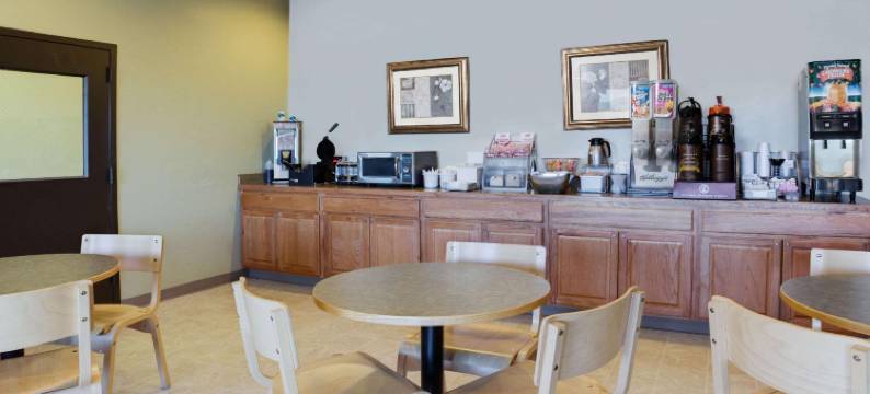 克拉马斯福尔斯速8酒店(Super 8 by Wyndham Klamath Falls)图片