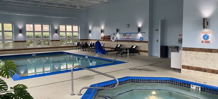 Holiday Inn Express 威克瑟姆(Holiday Inn Express Wixom)图片