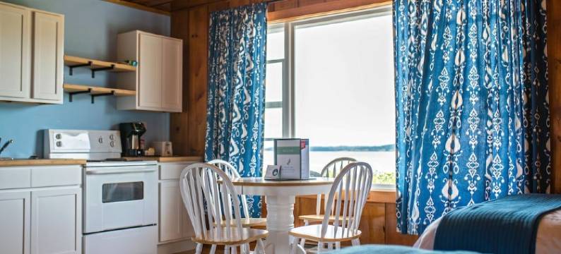 芙莱雅斯湾小屋旅馆(Friars Bay Inn & Cottages)图片