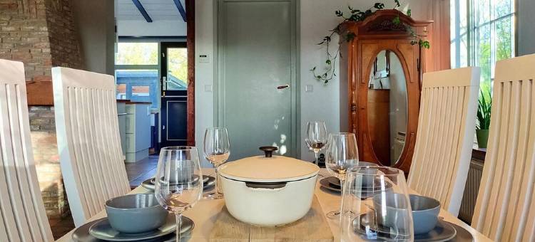 2 Bedroom Gorgeous Home in Kerkwerve图片