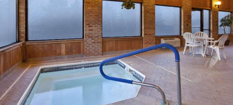 马歇尔凯艺酒店 - 近 I-69(Quality Inn Marshall Near I-69)图片