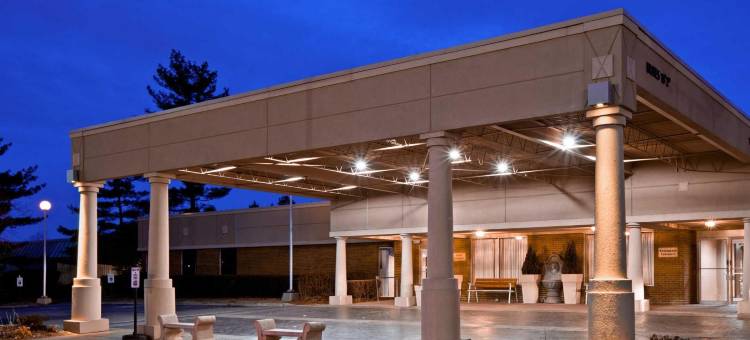 路易斯维尔北丽筠酒店(Radisson Hotel Louisville North)图片