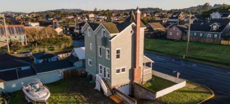 Endeavour House图片