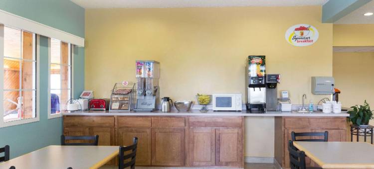 克拉琳达温德姆速8酒店(Super 8 by Wyndham Clarinda)图片